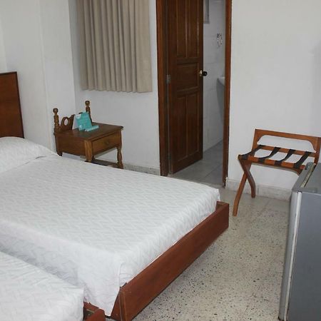 Hotel Monterrey บาร์รังกีญา ภายนอก รูปภาพ