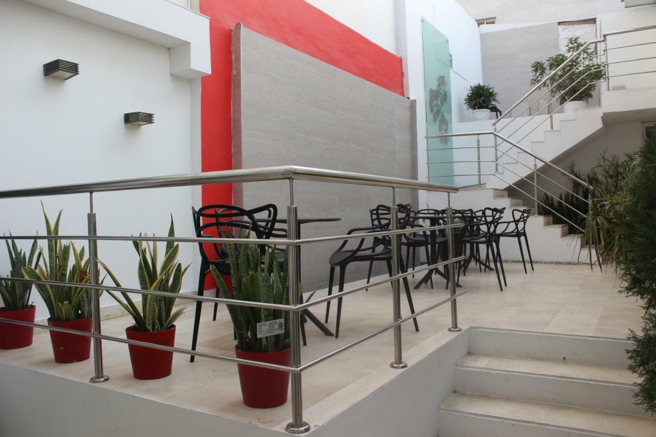 Hotel Monterrey บาร์รังกีญา ภายนอก รูปภาพ